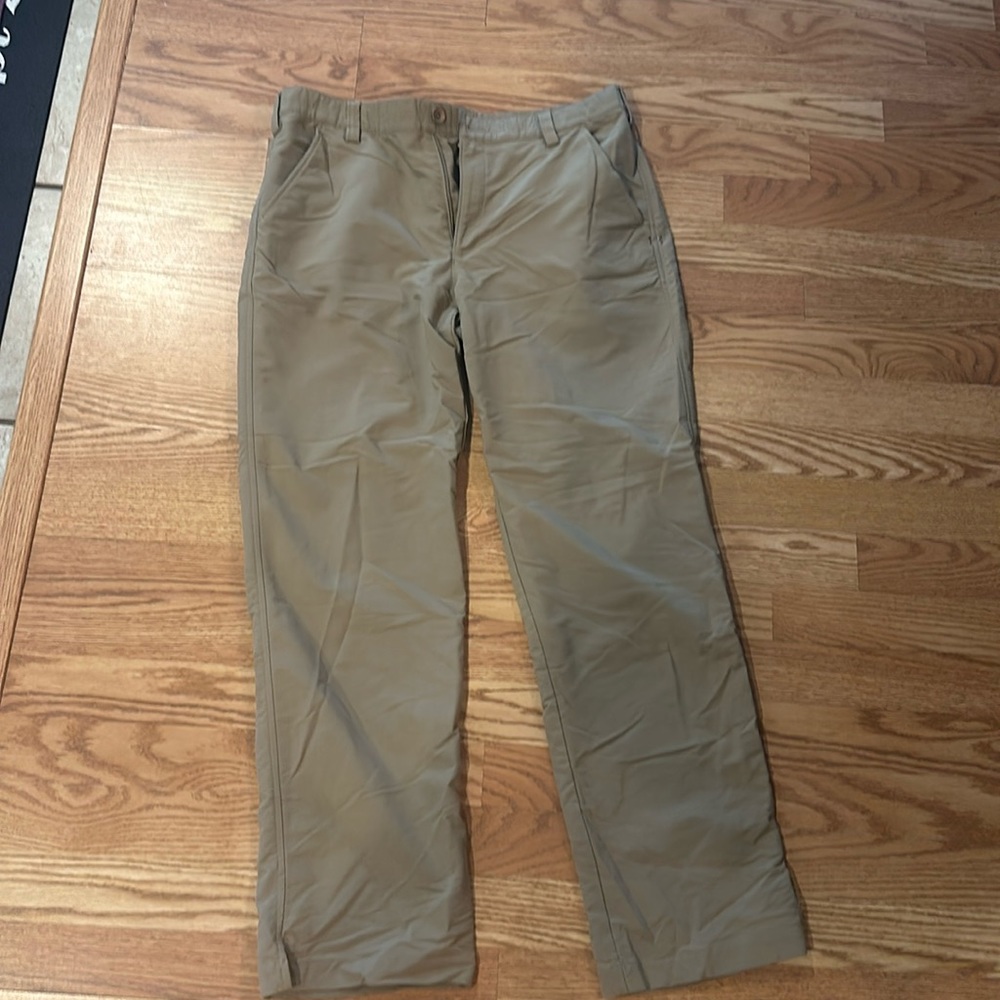 Under Armour men’s golf pants